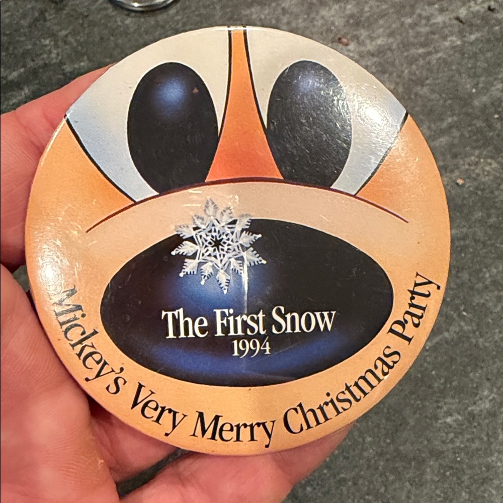Mickey's Very Merry Christmas Party Pin 1994
